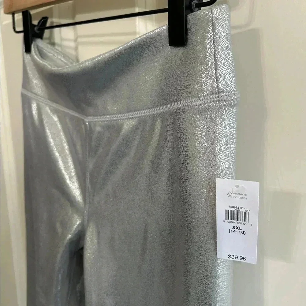 NWT Gap Kids XXL size 14/16 girls silver sparkly leggings. Stretchy. Comfy.